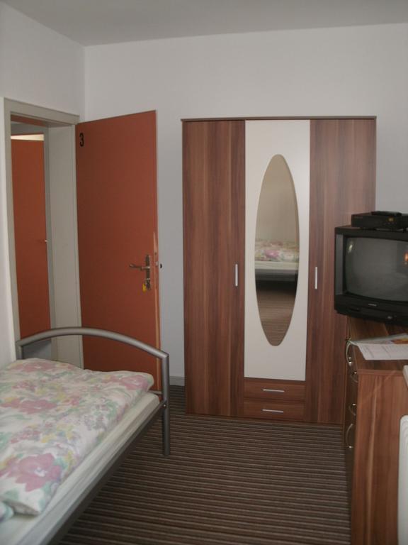 Gaestehaus Vienenburg - Monteurzimmer Goslar Room photo